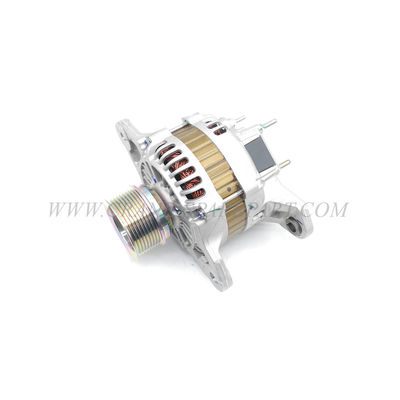 21401675 Crane Engine Parts Alternator With costruito in regolatore di tensione